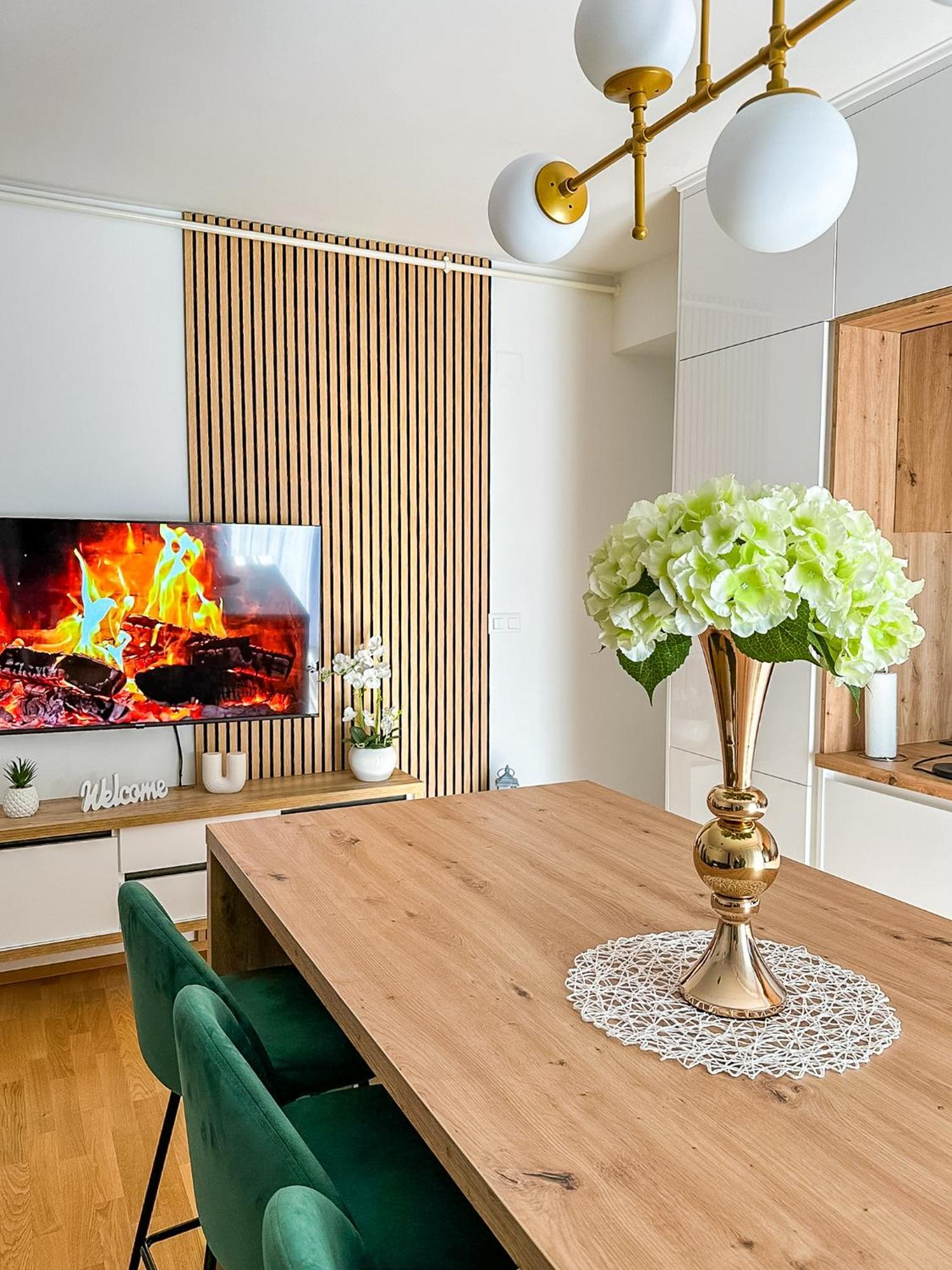 Apartman Lux Self Check-In Virovitica Exterior photo
