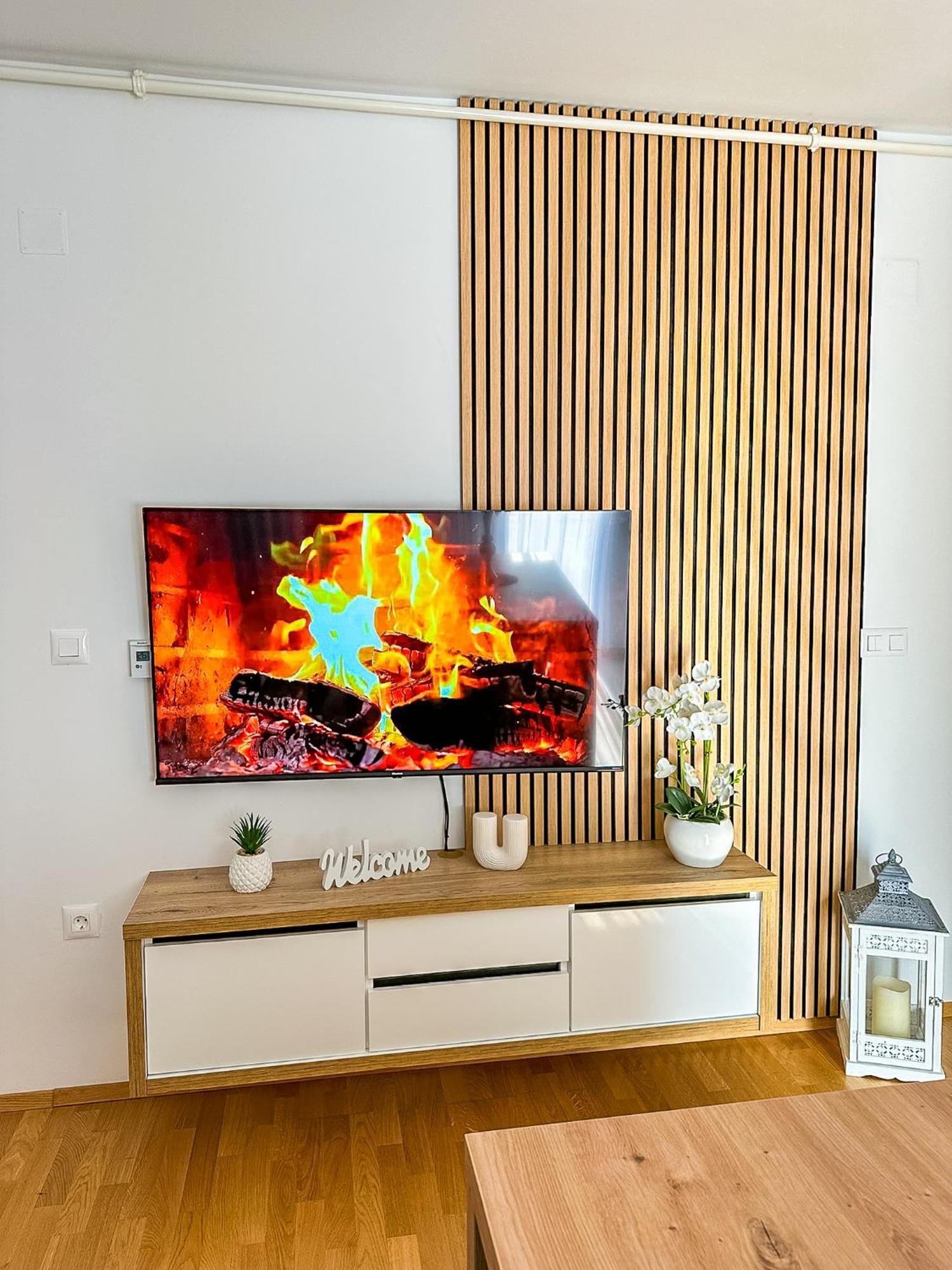 Apartman Lux Self Check-In Virovitica Exterior photo